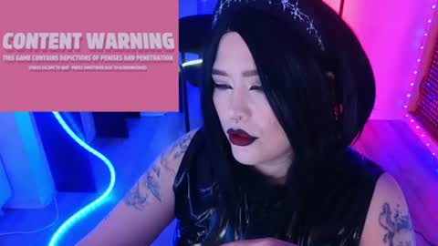 Laura  online show from 07-01-26, 09:25