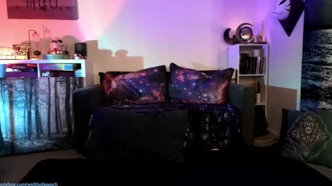 Gretchen  Jimmy online show from 02-24-25, 01:57