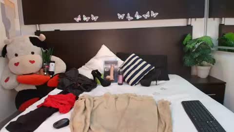 sussy online show from 06-27-26, 12:33