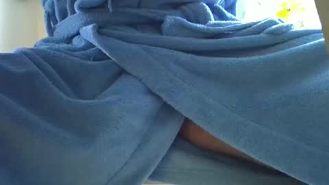 wifewatcher123 online show from 10-28-25, 08:18