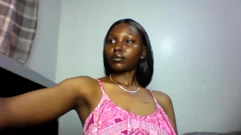 wiggly ashly online show from 12-18-25, 04:51