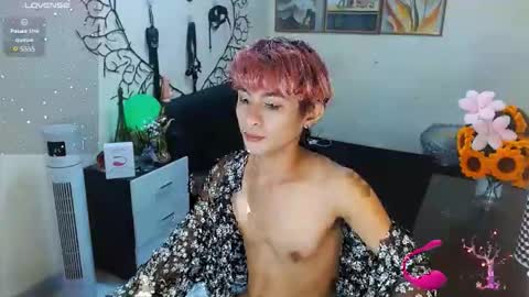 Snapshot of wildesttwinky chatting on 10-14-25, 07:03 Arvie Rubio online show from 10-14-25, 07:03