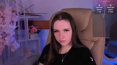 Kara online show from 10-26-25, 07:03