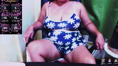 wildhotasianx online show from 12-21-25, 05:25