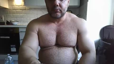 Snapshot of wildjohn_xx chatting on 12-15-25, 11:25 WildJohn XX online show from 12-15-25, 11:25