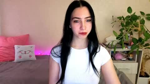 Alena online show from 05-27-26, 04:09