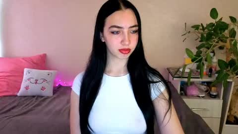 Alena online show from 05-30-26, 04:20