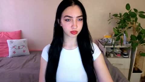 Alena online show from 06-08-26, 04:02