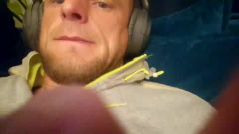 Snapshot of wildmike93 chatting on 05-07-26, 02:28 wildmike93 online show from 05-07-26, 02:28