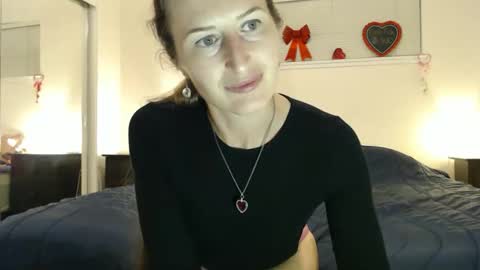 WildRose L - check my Pinned tweet if you dont see me online within 5 minutes after Ive sent email notifications online show from 02-05-26, 02:38