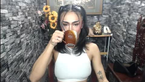 Snapshot of wildroxie chatting on 07-19-26, 10:46 ROXIE online show from 07-19-26, 10:46