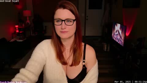 Snapshot of wildsouthernpeach chatting on 03-06-25, 02:51 Ivy online show from 03-06-25, 02:51