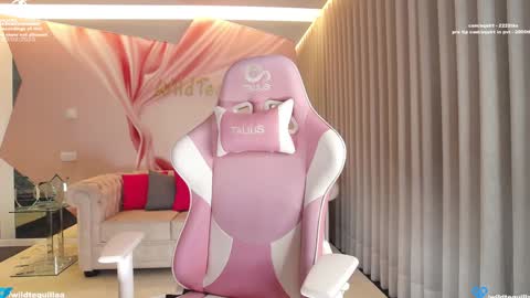 Lili online show from 02-03-25, 11:58