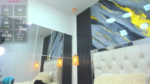 wild online show from 10-29-25, 02:03