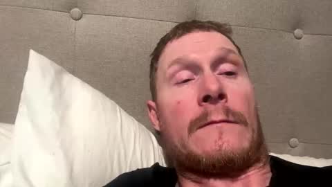 Snapshot of will2b2b chatting on 03-27-26, 07:03 will2b2b online show from 03-27-26, 07:03