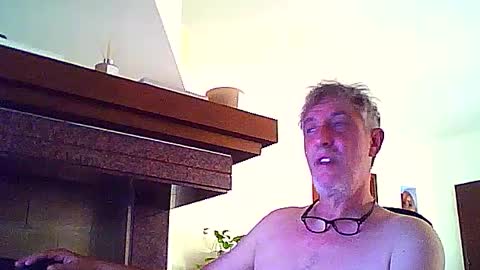 Snapshot of willfire71 chatting on 06-15-26, 03:58 Willfire71 online show from 06-15-26, 03:58