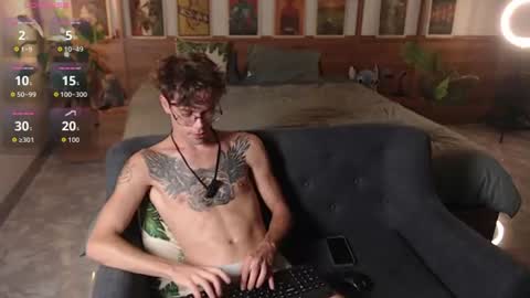 Snapshot of william_henry_a chatting on 07-26-26, 10:22 William online show from 07-26-26, 10:22