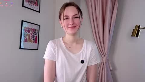 Snapshot of williapabey chatting on 06-08-26, 04:02 Sarah online show from 06-08-26, 04:02