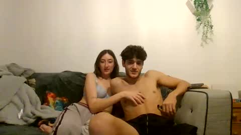 Snapshot of willy_est_95 chatting on 11-22-25, 11:59 willy_est_95 online show from 11-22-25, 11:59