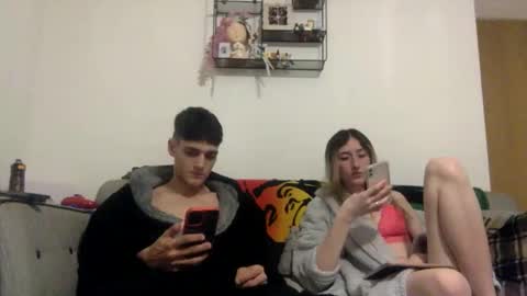 Snapshot of willy_est_95 chatting on 04-23-26, 12:12 willy_est_95 online show from 04-23-26, 12:12