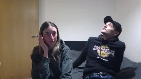 Snapshot of willy_est_95 chatting on 05-10-26, 10:04 willy_est_95 online show from 05-10-26, 10:04