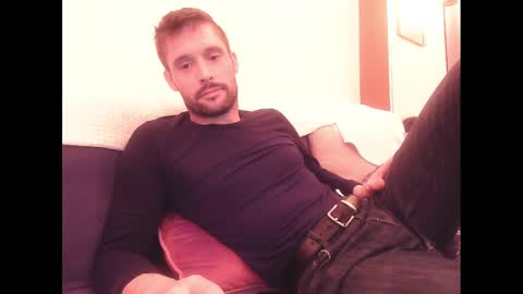 Snapshot of willylee88 chatting on 03-07-25, 11:29 willylee88 online show from 03-07-25, 11:29