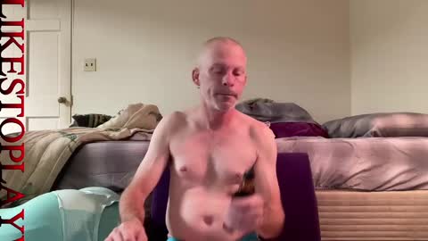 Snapshot of willylikestoplay74 chatting on 12-05-24, 12:52 Twisted Will online show from 12-05-24, 12:52