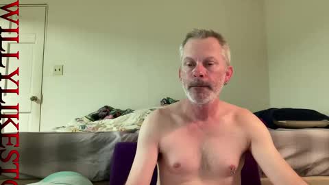 Snapshot of willylikestoplay74 chatting on 02-13-26, 03:24 Twisted Will online show from 02-13-26, 03:24