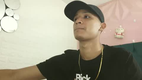 willytal2025 online show from 12-22-25, 02:14