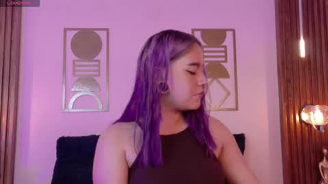 Winchester Hanna online show from 04-21-26, 08:34