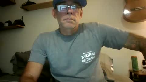 Snapshot of wingnutt765733 chatting on 10-25-25, 05:26 wingnutt765733 online show from 10-25-25, 05:26