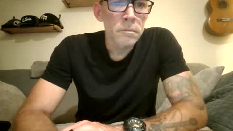 wingnutt765733 online show from 12-16-25, 06:07