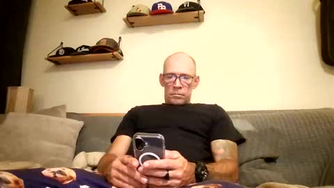 Snapshot of wingnutt765733 chatting on 03-10-26, 03:33 wingnutt765733 online show from 03-10-26, 03:33