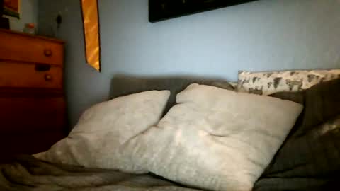 Snapshot of wingnutt765733 chatting on 08-08-26, 06:37 wingnutt765733 online show from 08-08-26, 06:37