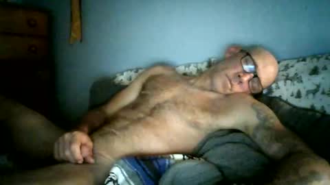 Snapshot of wingnutt765733498294 chatting on 05-21-26, 06:42 wingnutt765733498294 online show from 05-21-26, 06:42