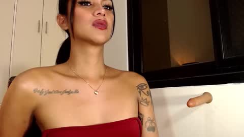 Snapshot of winidaputa chatting on 05-30-26, 01:30 winidaputa online show from 05-30-26, 01:30
