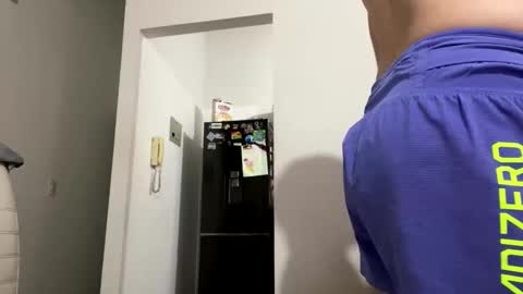 Winniethephoota online show from 04-22-26, 10:44