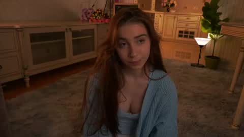 Snapshot of winnieriedesel chatting on 04-15-26, 03:24 Lillian online show from 04-15-26, 03:24