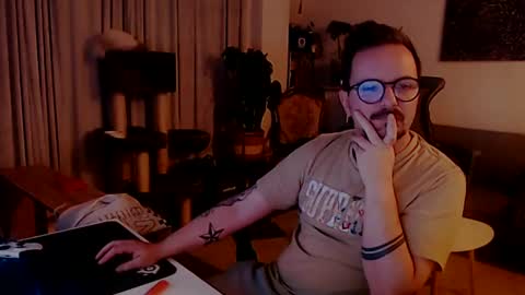 cream36 online show from 01-24-25, 09:05