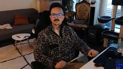 cream36 online show from 11-07-25, 03:23