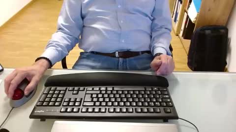 winterfreund99 online show from 11-16-25, 12:33