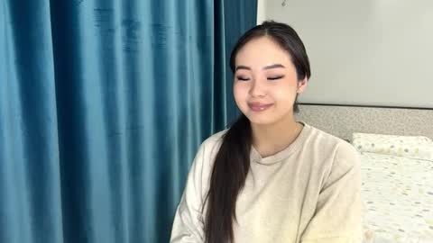 Amina online show from 02-19-26, 03:52