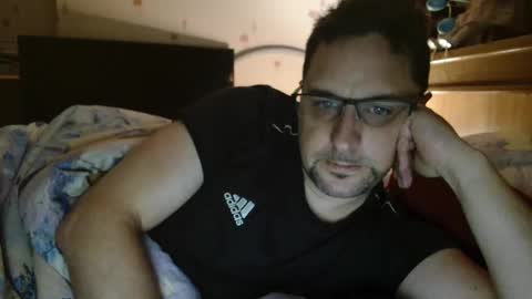 Snapshot of wirzwei8883 chatting on 12-19-24, 08:23 Dirty online show from 12-19-24, 08:23