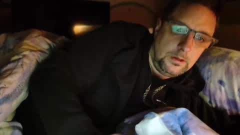 Snapshot of wirzwei8883 chatting on 12-24-24, 02:10 Dirty online show from 12-24-24, 02:10