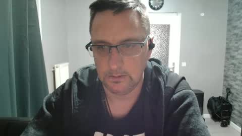 Dirty online show from 04-06-26, 12:17