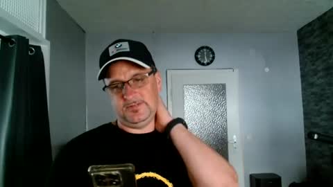 Snapshot of wirzwei8883 chatting on 06-14-26, 10:28 Dirty online show from 06-14-26, 10:28
