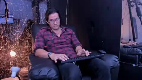 Wiston online show from 07-17-26, 01:07