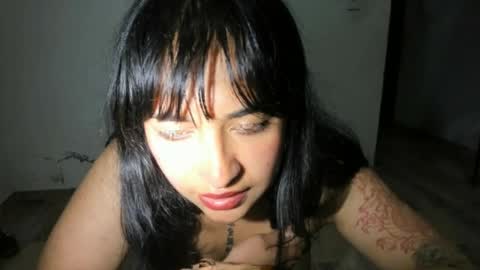 witch_3333 online show from 06-22-26, 03:25