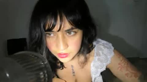 witch_3333 online show from 07-14-26, 04:06