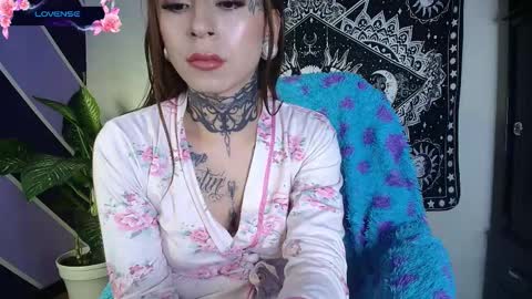 ig WitchDivinne online show from 02-16-26, 12:51